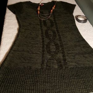 Long Fitted Knit Tunic